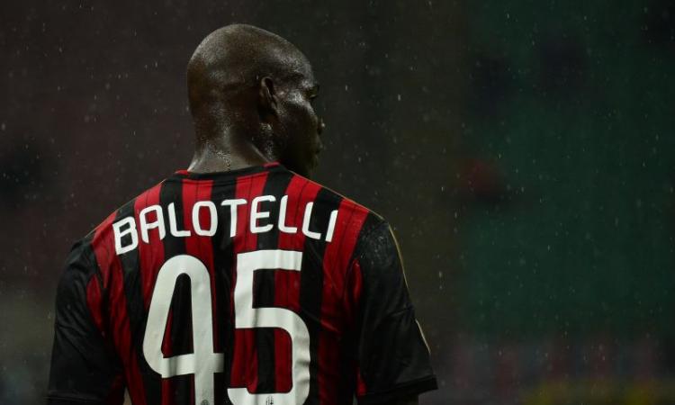 Balotelli al Milan fino al Mondiale: la retromarcia di Raiola