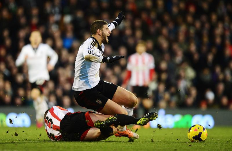 Milan, Taarabt ha firmato