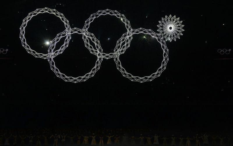 Sochi 2014: inizio con la gaffe dei 4 cerchi e con un dirottamento aereo (fallito)