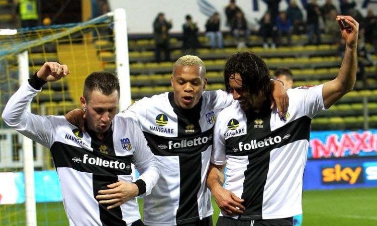 Il sindaco di Parma: 'Una pugnalata, il club merita l'Europa'