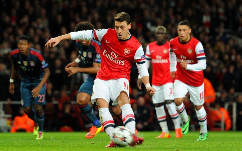 Tegola sull'Arsenal: Wenger perde anche Ozil