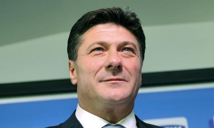 VIDEO Inter, Mazzarri: 'De Laurentiis mi ama ancora. Botta? L'ho inventato io!'