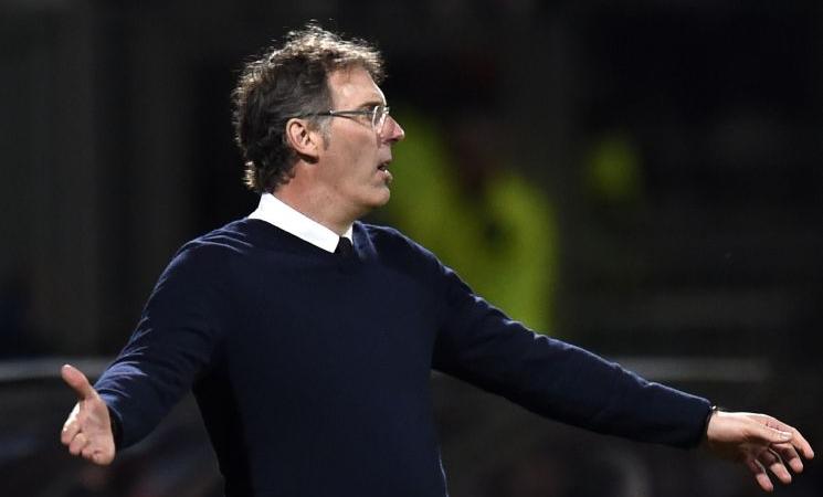 Genoa, per la panchina spunta anche Blanc
