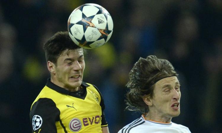 Colonia, UFFICIALE: arriva un centrocampista dal Borussia Dortmund