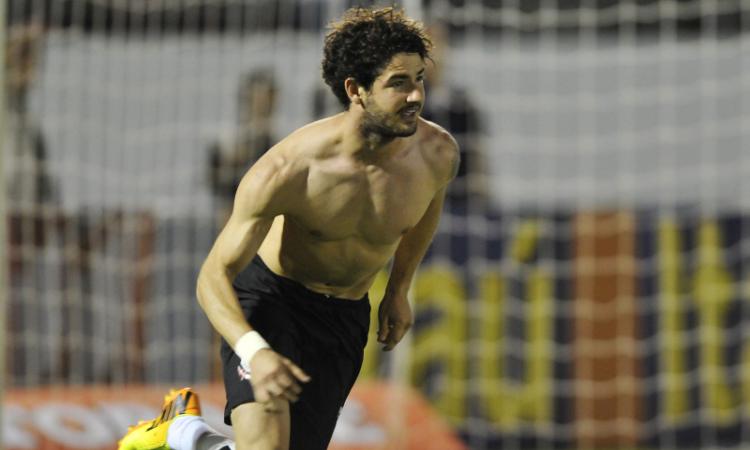 Presidente Corinthians: 'Prego affinché Pato se ne vada'