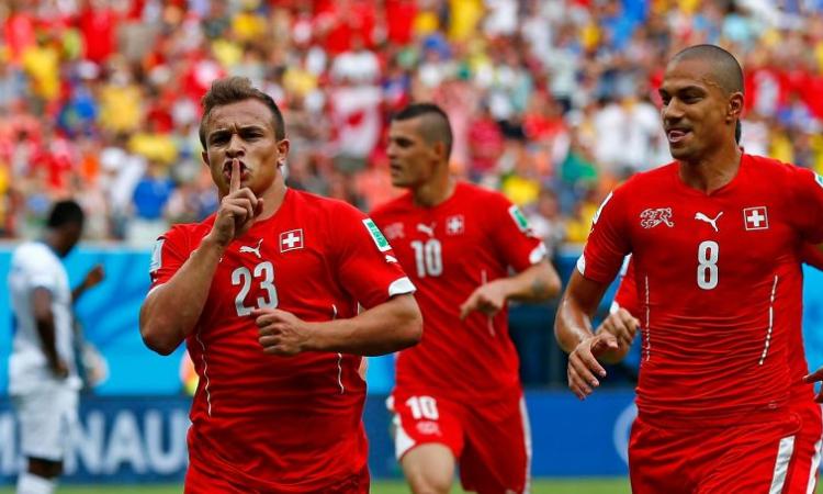 Svizzera: 10 uomini mercato più Shaqiri