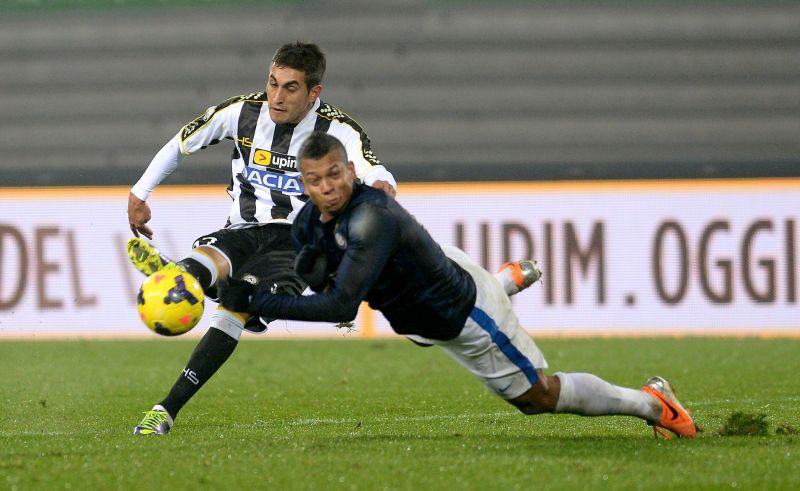 Inter: nodo Guarin, se non parte non si compra