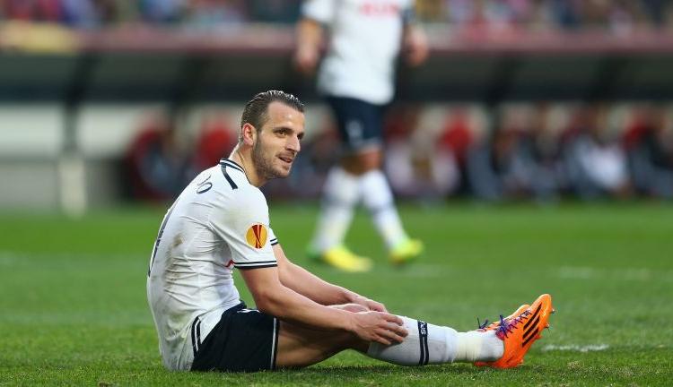 Esuberi Tottenham: Soldado in panchina, tribuna per Sandro e Chiriches