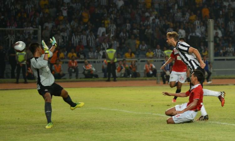Juve, 8-1 in Indonesia. Allegri: 'Alzato il ritmo'
