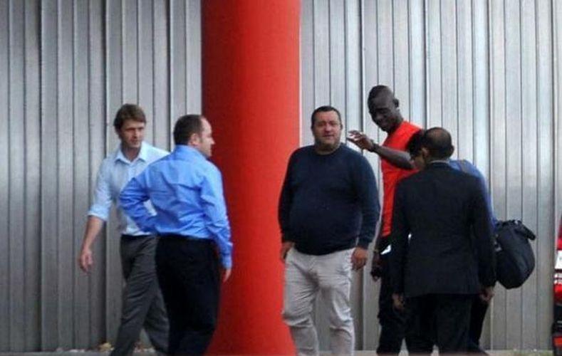 BALOTELLI a Liverpool: visite e firma