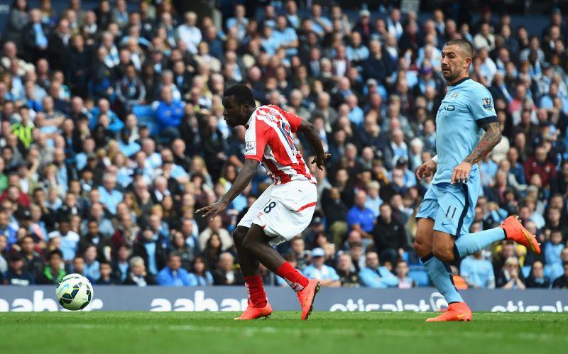 Stoke City, UFFICIALE: rinnova Diouf