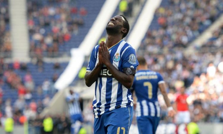 VIDEO Porto: Varela, magia contro il Nacional