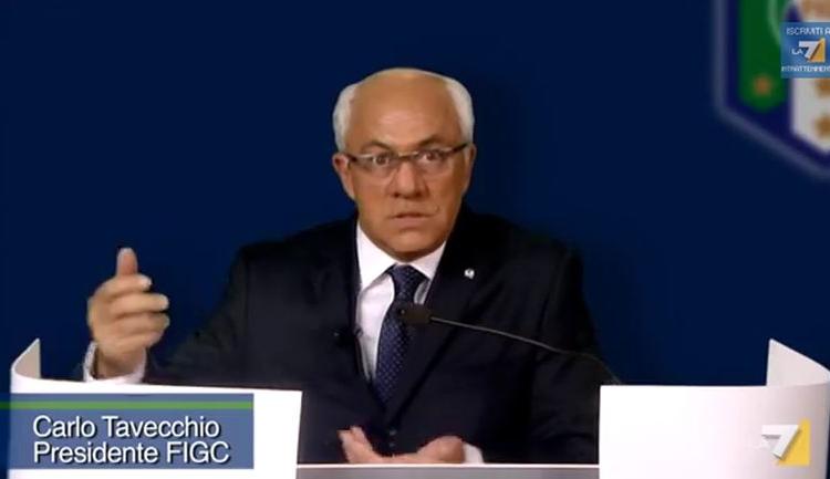 Crozza-Tavecchio, le banane e Fiona May: guarda il VIDEO