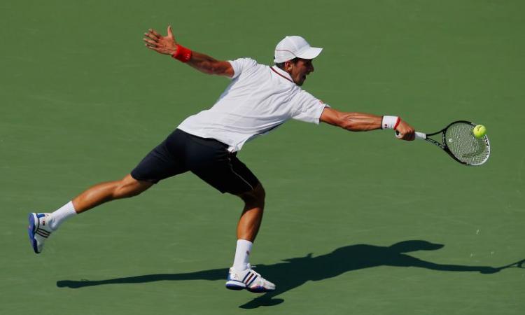 Djokovic apre un ristorante per sfamare I poveri