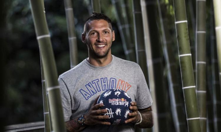 Ex Inter: Materazzi e Karagounis, quante risate VIDEO