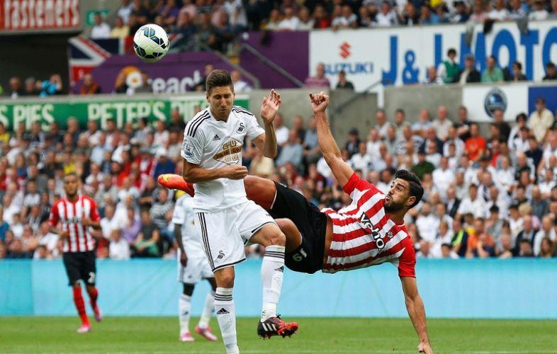 Pellè riconquista l'Italia a suon di gol