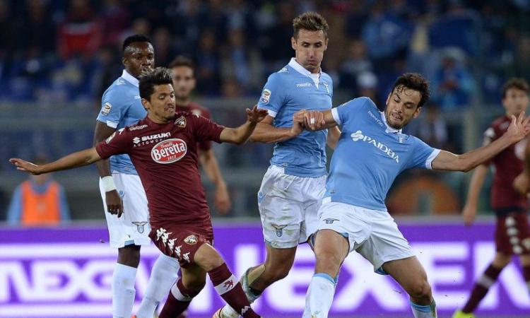 Lazio: Parolo dà lezioni a Milinkovic, Pioli col vecchio modulo