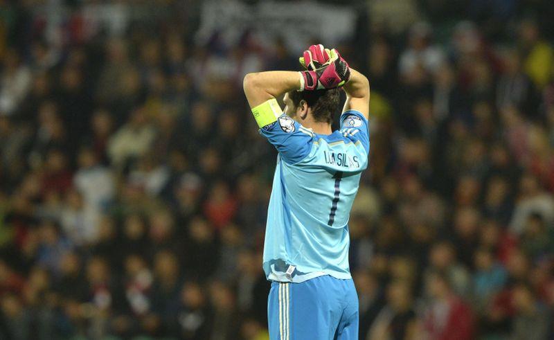 Disastro Casillas: sconfitta storica per la Spagna di Del Bosque