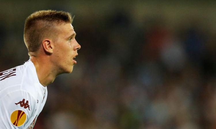 Leeds, UFFICIALE: rinnova un ex Torino