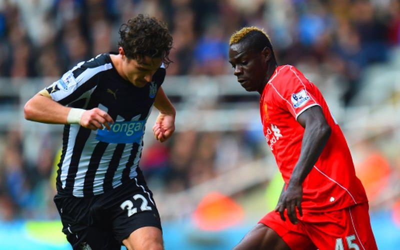 Newcastle: due italiane su Janmaat 