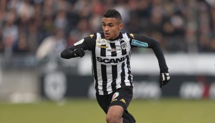 Milan e Juve su Boufal, nuovo Ben Arfa