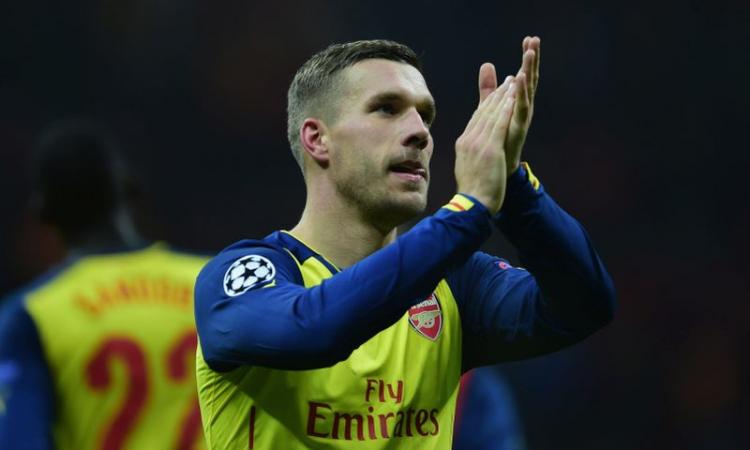 Inter, le ultime da Londra per Podolski e Salah. Il tedesco: 'Voglio giocare'