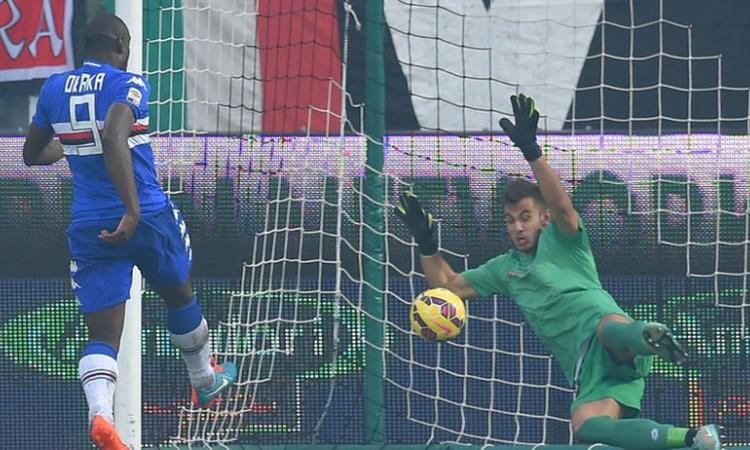 Milan azzurro, è sfida Destro-Okaka