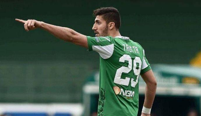 Avellino: in 5 sul bomber Trotta
