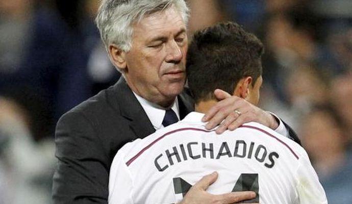 Messico, niente Mondiali per il Chicharito per colpa delle… prostitute! 