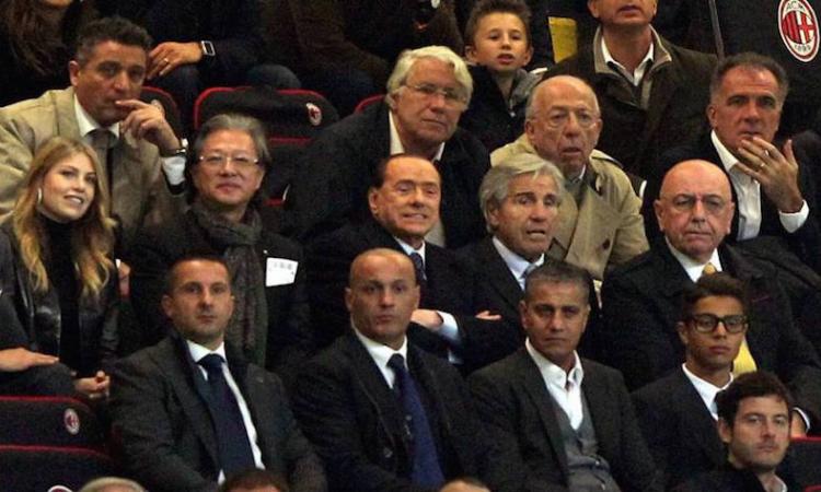 Jacobelli, Silvio te lo ridiciamo anche in cinese: basta, vendi subito il Milan
