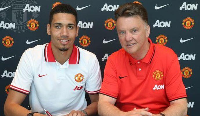 VIDEO Man Utd, van Gaal a Smalling: 'Ora sai chi sono'