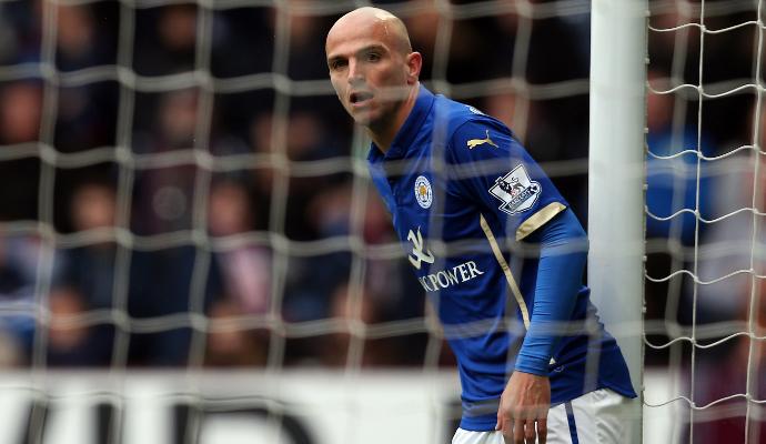 Cambiasso: tre offerte dalla Premier League
