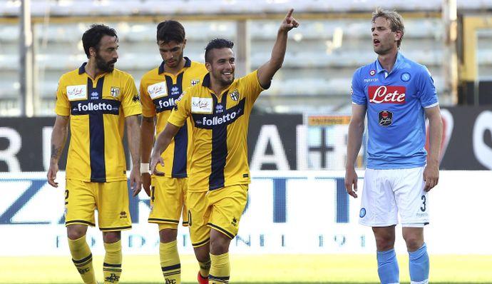 Serie A: Cesena in B, vincono Samp e Fiorentina, il Napoli pareggia a Parma