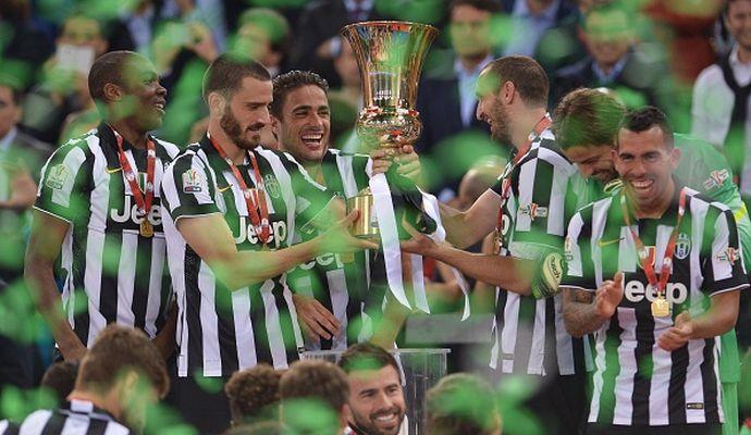 VIDEO Qui Roma: tifosi Juve in festa all'uscita dallo stadio