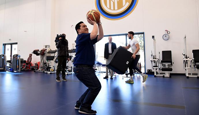 VIDEO Inter: buon compleanno Thohir