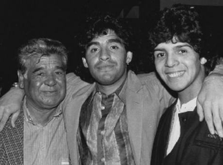 Addio a Maradona senior, per gli argentini 'el padre del futbol' |  