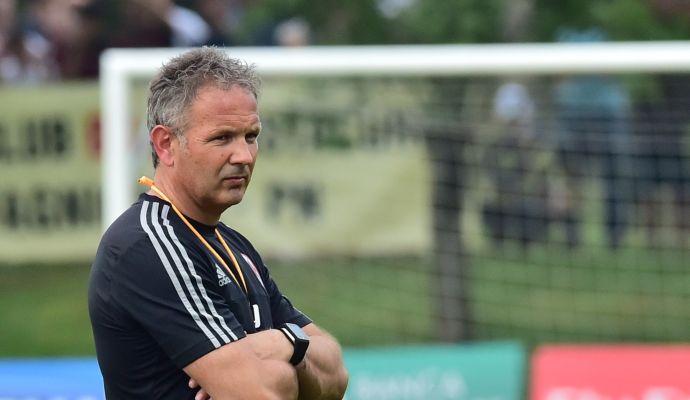 Juventus are the example to other clubs, says AC Milan boss Mihajlovic