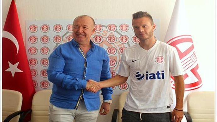 Antalyaspor, UFFICIALE: preso Lazarevic