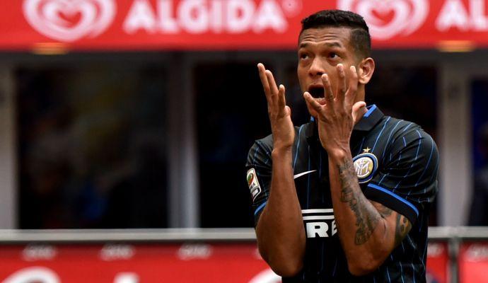 Guarin shock: "Bevevo fino a 70 birre al giorno. Sono arrivato a buttarmi dal balcone, una rete mi ha salvato"