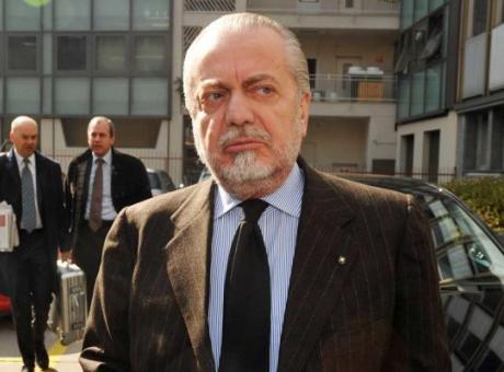 Dagli arbitri agli 'ammutinati', serve sempre un colpevole: De Laurentiis, c'è del metodo in questa follia?