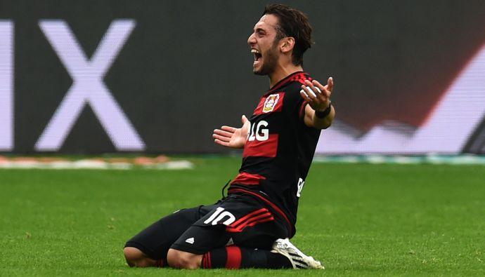 La Juventus insiste per Calhanoglu