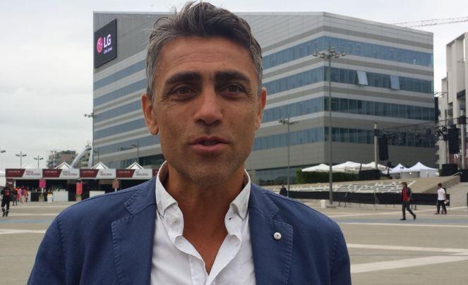 Il Milan e il gioiellino Camarda, Carbone: 'Deve restare umile, il calcio che conta è un'altra cosa'