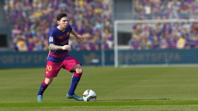 PES 2016 vs Fifa, due modi alternativi di intendere il calcio