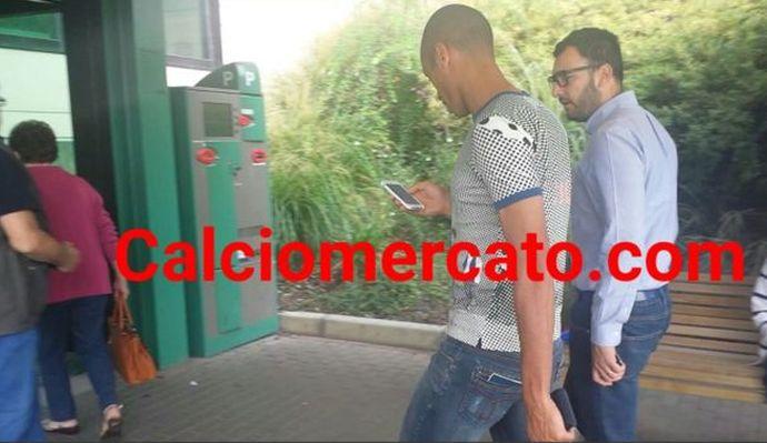 Inter, UFFICIALE: Miranda salta il derby