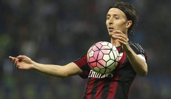 Milan, Montolivo allontana il rientro: 'La gamba? Fa male'