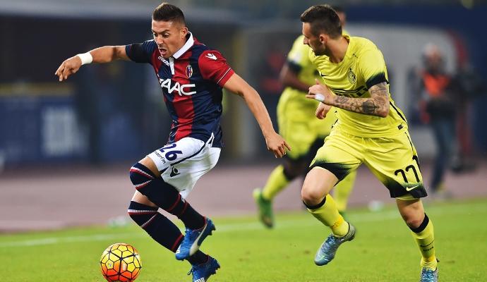 Crotone, si pensa a due giocatori del Bologna