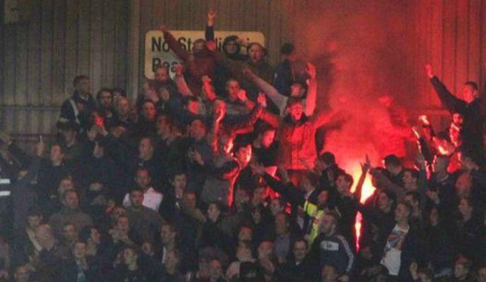 Momenti Di Gioia, Galles: 'No alla pausa nazionali', e tira un vibratore in campo!