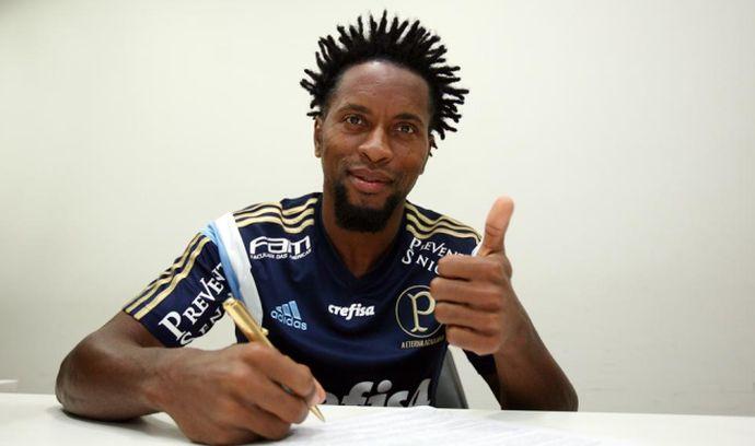 Palmeiras, UFFICIALE: Ze Roberto rinnova