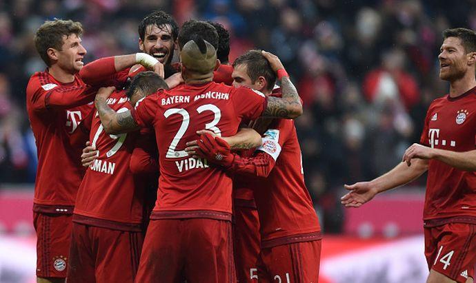 Bundesliga: il Bayern non smette mai di vincere, tredicesimo successo e gol di Coman. Pari Monchengladbach