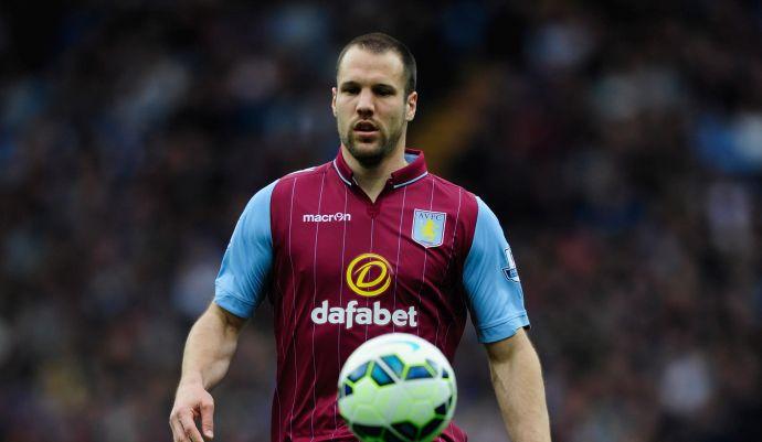 Tre offerte dalla Premier League per Vlaar